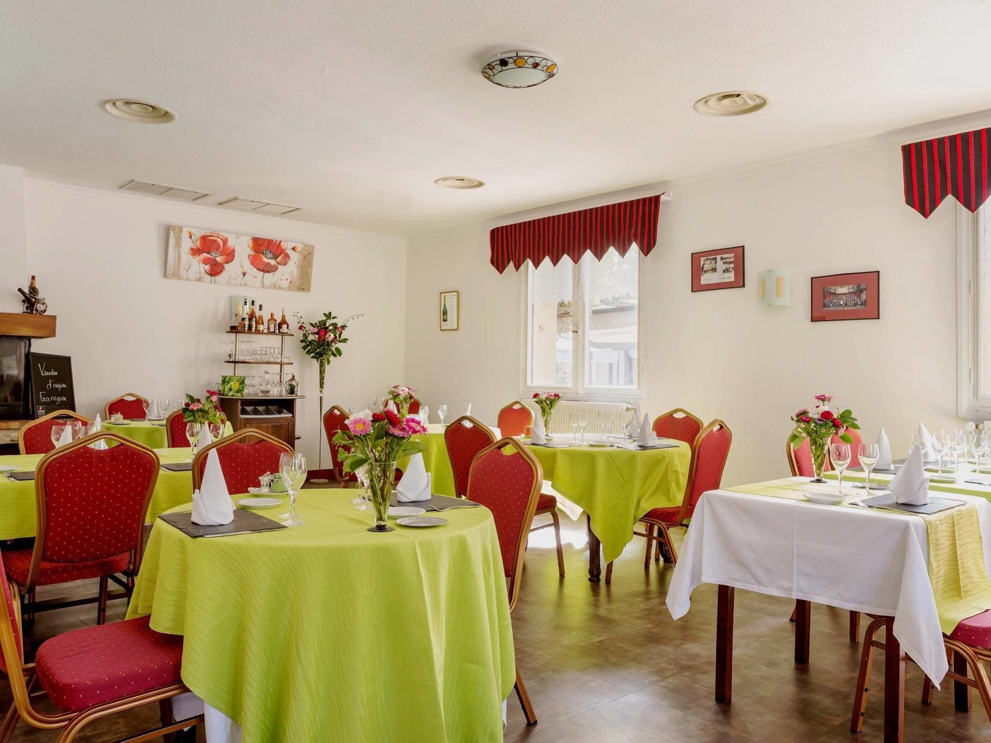 Hotel Restaurant La Braisiere Saint-Romain  Exteriör bild